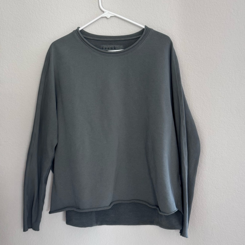 Frank & Eileen -‎ Anna Long Sleeve Capelet Triple Fleece sage/olive L